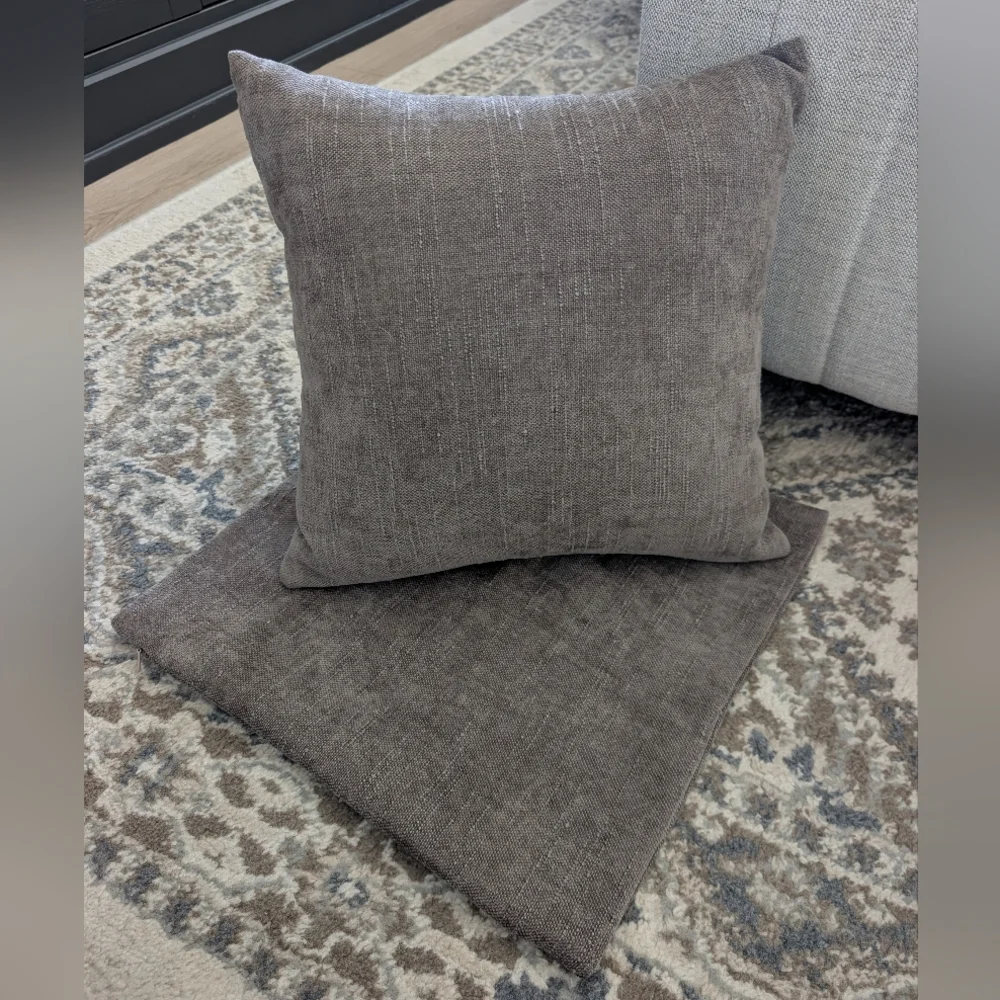 Textured Throw Pillow And Additional Marching Pillow Cover 16
